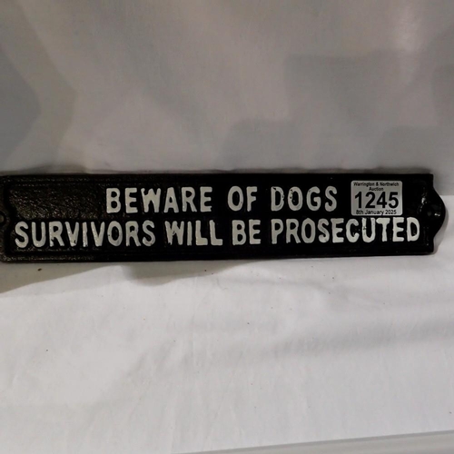 1245 - Cast iron dog survivors plaque, L: 32 cm. UK P&P Group 2 (£20+VAT for the first lot and £4+VAT for s... 