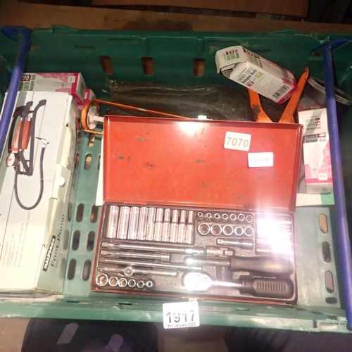 1917 - Mixed tools and accessories including a metal cased metric socket set, Halfords boxed foot pump & li... 