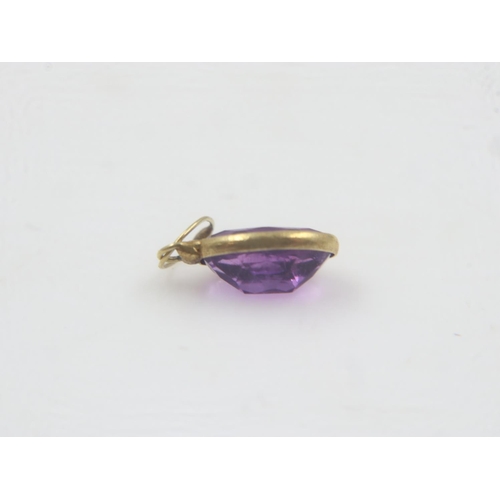 50 - Natural oval cut amethyst in 9ct gold bezel setting. UK P&P Group 0 (£6+VAT for the first lot and £1... 