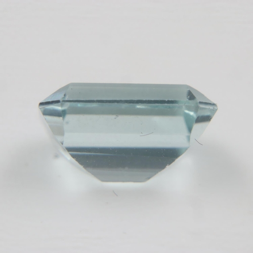 54 - Natural loose aquamarine, emerald cut, 3.93 carats. UK P&P Group 0 (£6+VAT for the first lot and £1+... 