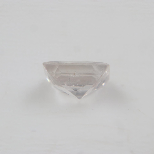 60 - Natural loose white sapphire, emerald cut, 1.37cts. UK P&P Group 0 (£6+VAT for the first lot and £1+... 