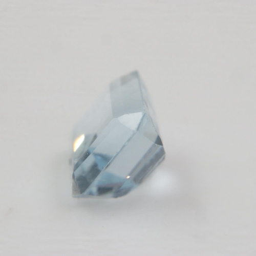 67 - Natural loose aquamarine, emerald cut, 2.23cts. UK P&P Group 0 (£6+VAT for the first lot and £1+VAT ... 