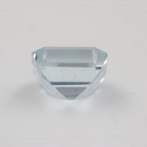 67 - Natural loose aquamarine, emerald cut, 2.23cts. UK P&P Group 0 (£6+VAT for the first lot and £1+VAT ... 