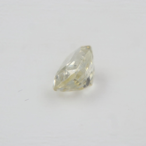 70 - Natural loose yellow sapphire, oval cut, 1.19cts. UK P&P Group 0 (£6+VAT for the first lot and £1+VA... 