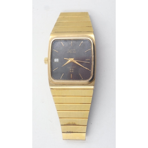 101 - ZENITH: gentlemans Port Royal quartz wristwatch, gold plated bezel on a gold tone bracelet, black sq... 