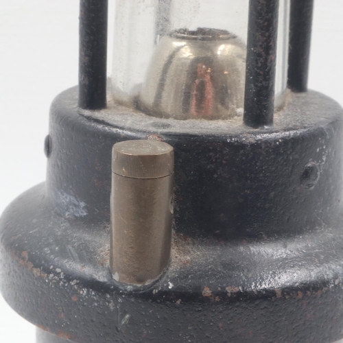 315 - 1930's CEAG (Barnsley) standard type 2 miners lamp. UK P&P Group 2 (£20+VAT for the first lot and £4... 