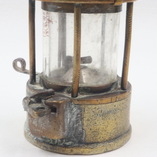 316 - Eccles type 6 safety miners lamp. UK P&P Group 2 (£20+VAT for the first lot and £4+VAT for subsequen... 