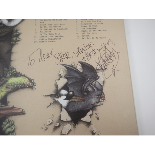 343 - Kate Bush box set, Remastered in Vinyl I, signed by Kate Bush. UK P&P Group 2 (£20+VAT for the first... 