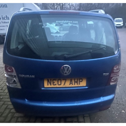 1000B - Volkswagen Touran SE TDI 105, Blue, 166,464 miles, MOT until 23/05/2025, one key present, V5C presen... 