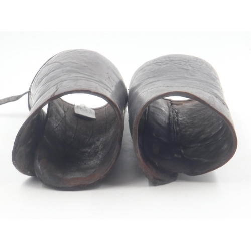 2083 - WWI British & Commonwealth Officers pair of black leather gaiters. UK P&P Group 2 (£20+VAT for the f... 