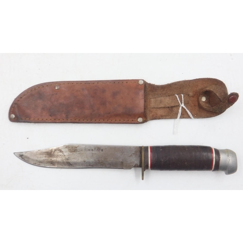 2106 - Vintage Original Bowie knife in leather sheath. UK P&P Group 2 (£20+VAT for the first lot and £4+VAT... 