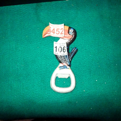 1061 - Cast iron toucan bottle opener, H: 14 cm. UK P&P Group 1 (£16+VAT for the first lot and £2+VAT for s... 