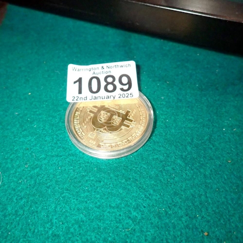 1089 - Bitcoin cryptocurrency physical token. UK P&P Group 0 (£6+VAT for the first lot and £1+VAT for subse... 