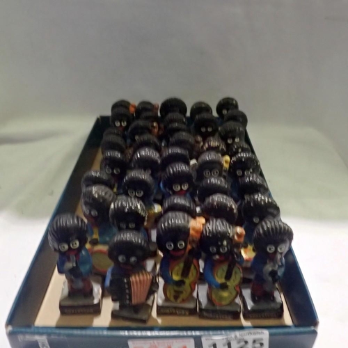 1125 - Forty mixed Robertsons Golly band figures. UK P&P Group 2 (£20+VAT for the first lot and £4+VAT for ... 