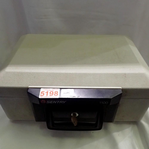 1184 - Sentry 1100 fire resistant document box with key. Not available for in-house P&P