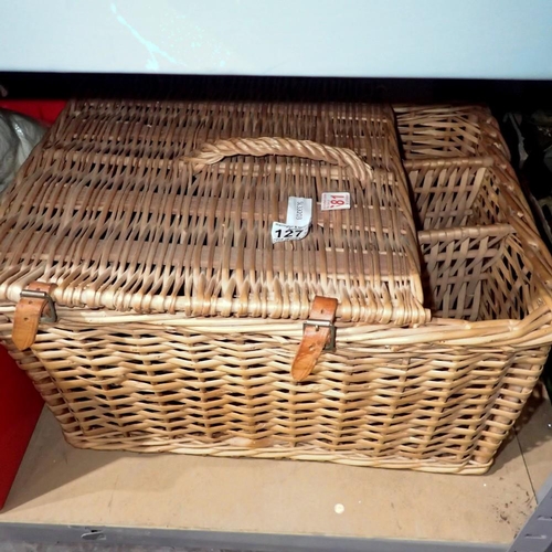 1273 - Wicker picnic basket with three wine bottle holders. Not available for in-house P&P