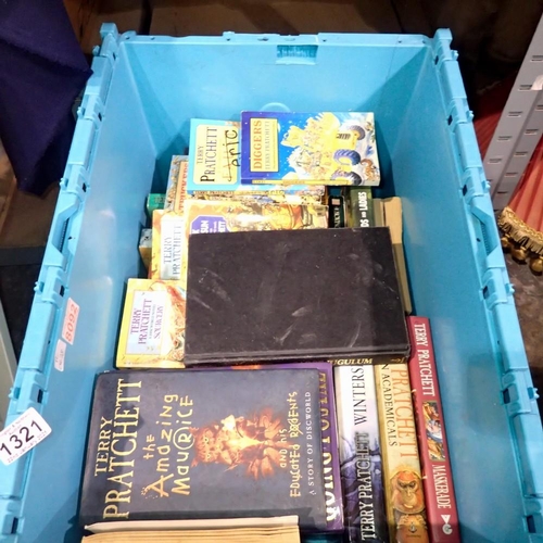 1321 - Full collection of Terry Pratchett novels. Not available for in-house P&P