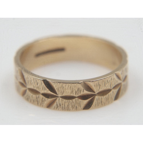 14 - 9ct gold band ring, size L, 2.8g. UK P&P Group 0 (£6+VAT for the first lot and £1+VAT for subsequent... 