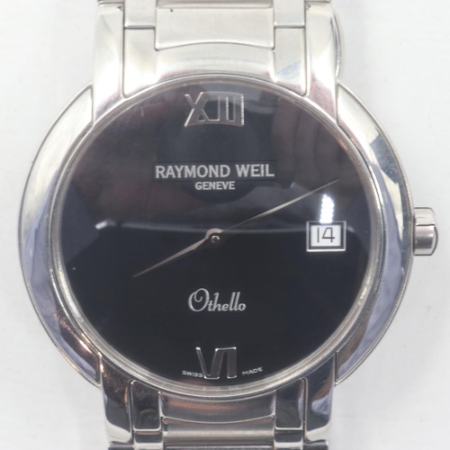 52 - RAYMOND WEIL: Othello gents slim profile steel cased wristwatch, black dial with date aperture, on s... 