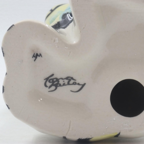 182 - Lorna Bailey dog, Wuf-Wuf, no cracks or chips, H: 14 cm. UK P&P Group 1 (£16+VAT for the first lot a... 