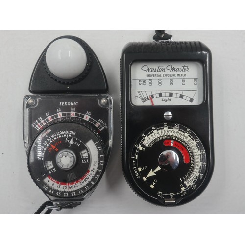 94 - Two exposure meters including Sekonic and Weston. UK P&P Group 1 (£16+VAT for the first lot and £2+V... 