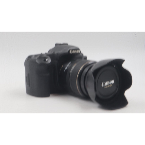 76 - Canon EOS 40D and EFS 17-85 mm USM lens. UK P&P Group 2 (£20+VAT for the first lot and £4+VAT for su... 