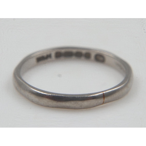 8 - Slim profile 18ct white gold band ring, size M, 2.2.g. UK P&P Group 0 (£6+VAT for the first lot and ... 