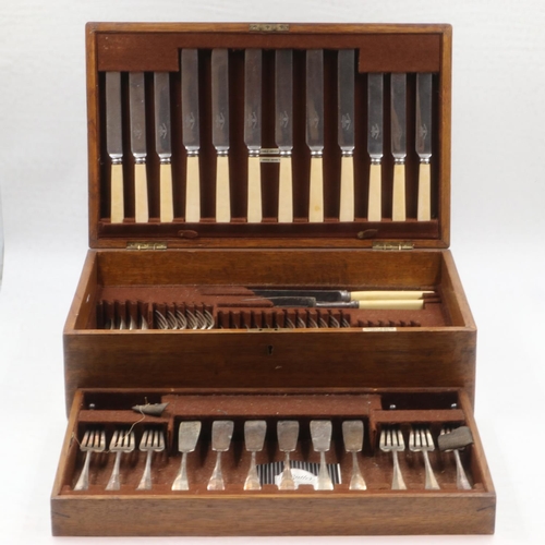 211 - Mappin & Webb canteen of silver plated cutlery, oak cased with plaque dating to 1923. Not available ... 