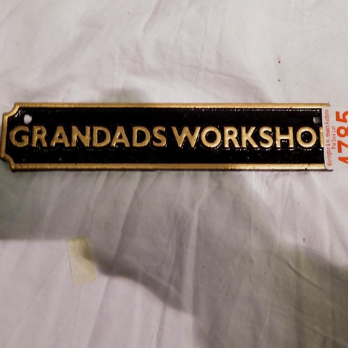 1079 - Cast iron Grandads Workshop sign. W:18cm. UK P&P Group 1 (£16+VAT for the first lot and £2+VAT for s... 