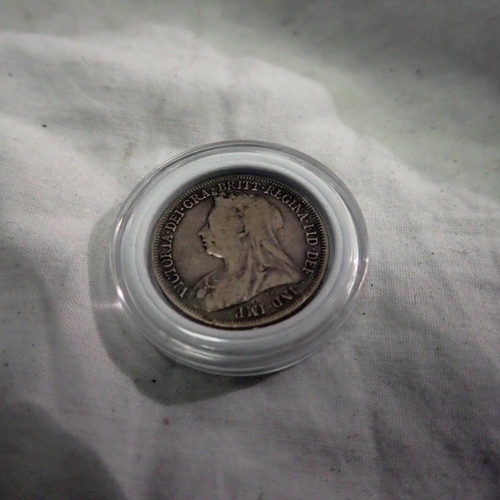 1156 - 1897 silver shilling of Queen Victoria. UK P&P Group 0 (£6+VAT for the first lot and £1+VAT for subs... 