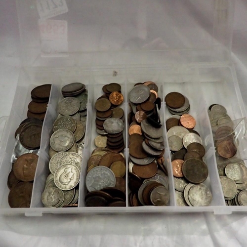 1173 - Box of old world coins with some silver.UK P&P Group 1 (£16+VAT for the first lot and £2+VAT for sub... 