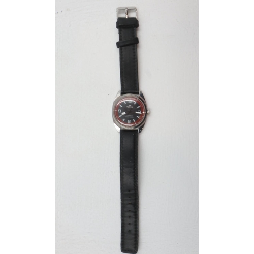 63 - Fortis 17 Jewels shock proof wristwatch, with leather strap. UK P&P Group 1 (£16+VAT for the first l... 