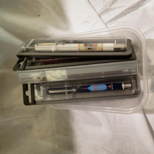 1195A - Four boxed Parker pens. UK P&P Group 1 (£16+VAT for the first lot and £2+VAT for subsequent lots)