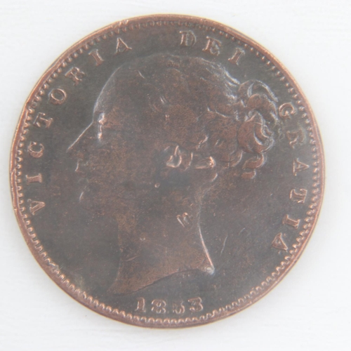 2130 - 1853 farthing of queen Victoria - aVF.  UK P&P Group 0 (£6+VAT for the first lot and £1+VAT for subs... 