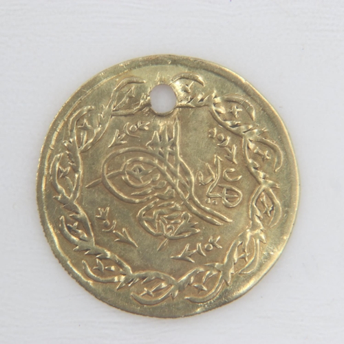 2131 - c.1800-10 Ottoman Empire gold half-cedid mahmudiye, holed, 0.6g. UK P&P Group 0 (£6+VAT for the firs... 