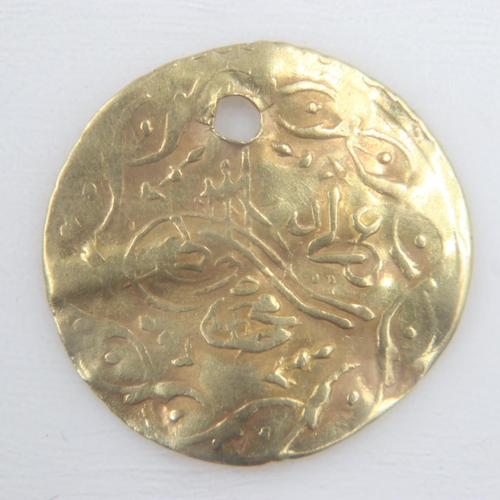 2184 - c.1800-10 Ottoman Empire gold half-cedid mahmudiye, holed, 0.6g. UK P&P Group 0 (£6+VAT for the firs... 