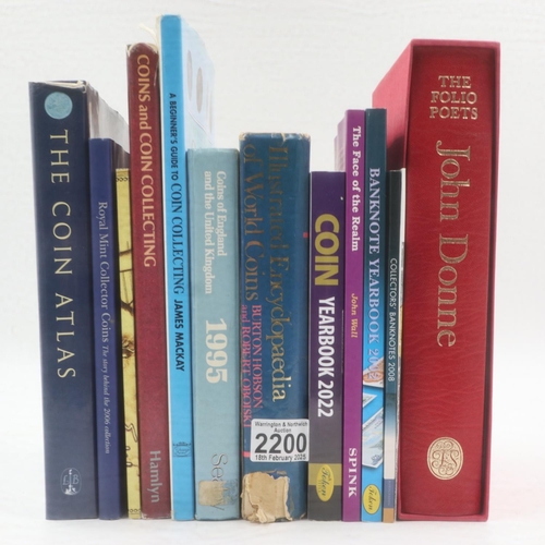 2200 - Coin collectors yearbooks and a Folio Society book. UK P&P Group 3 (£30+VAT for the first lot and £8... 