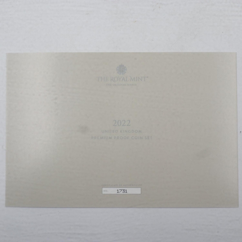 2212 - Royal Mint 2022 UK Premium proof set. UK P&P Group 2 (£20+VAT for the first lot and £4+VAT for subse... 