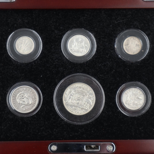 2280 - Danbury Mint The secret Silver Coins of the US Mint in a presentation case. UK P&P Group 2 (£20+VAT ... 