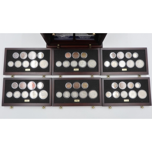 2284 - British Coins of World War II 1939 - 1945 in a  presentation cabinet. UK P&P Group 2 (£20+VAT for th... 