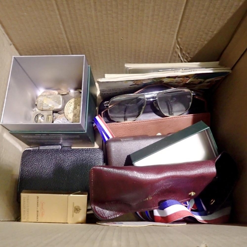 1052 - Box of mixed collectables including tea cards, books, medals, coins, postcards etc. Not available fo... 