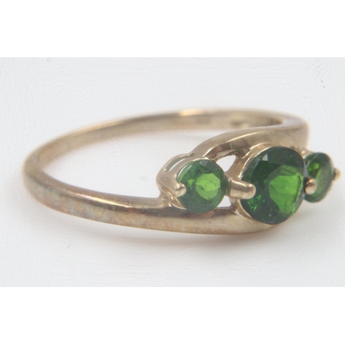 40 - 9ct gold stone set trilogy ring, size V, 2.8g. UK P&P Group 0 (£6+VAT for the first lot and £1+VAT f... 