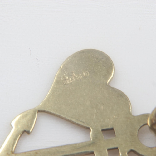 42 - Love, Hope and Faith 9ct gold pendant, drop L: 22 mm. UK P&P Group 0 (£6+VAT for the first lot and £... 