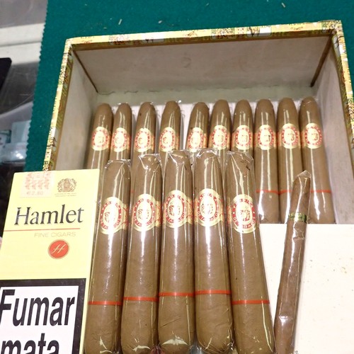 1093 - Habana box of mixed cigars. UK P&P Group 1 (£16+VAT for the first lot and £2+VAT for subsequent lots... 