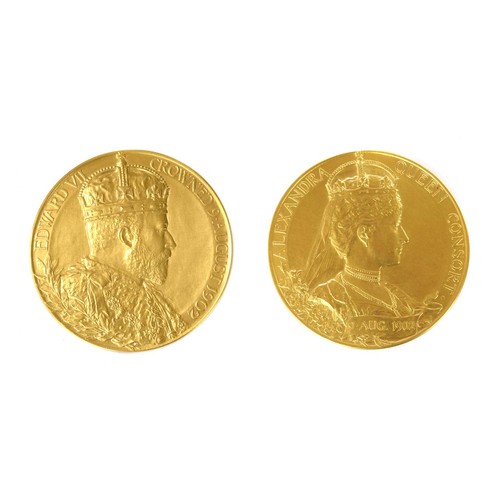 2176 - Edward VII 22ct gold Coronation table medal, 1902, with busts of King Edward VII and Queen Alexandra...