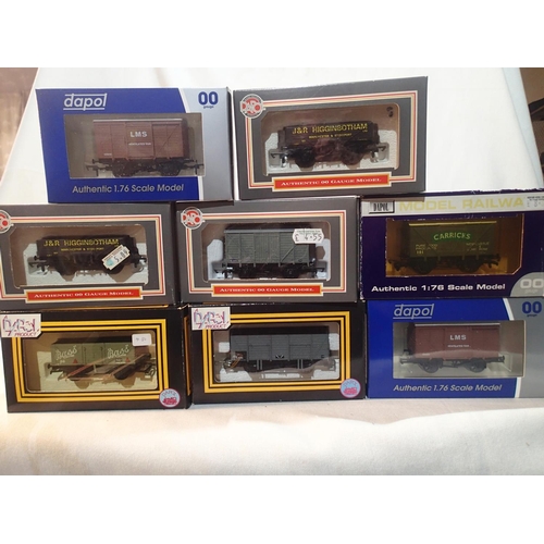 2363 - Eight Dapol OO gauge wagons, mostly excellent condition, wear to boxes. UK P&P Group 1 (£16+VAT for ... 