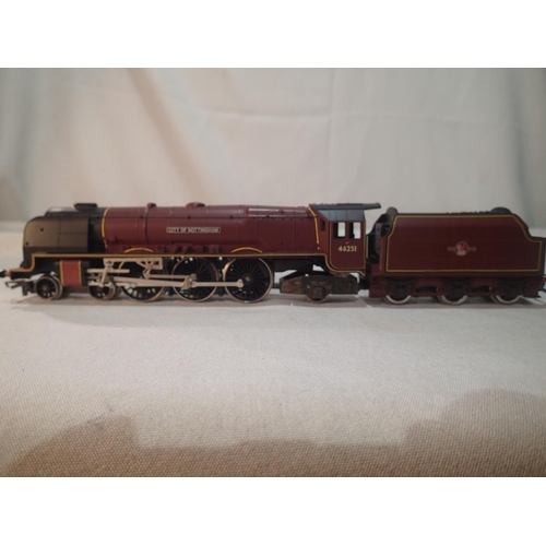 2375 - Hornby OO gauge, City of Nottingham, 46251, BR maroon, late crest, very good to excellent condition,... 