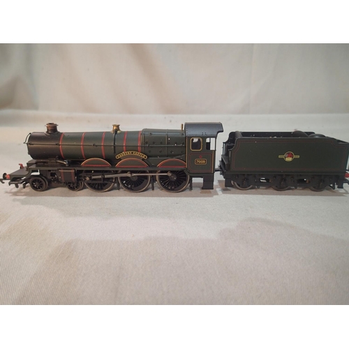 2377 - Hornby OO gauge Cadbury Castle, 7028, BR green, late crest, excellent condition, unboxed. UK P&P Gro... 