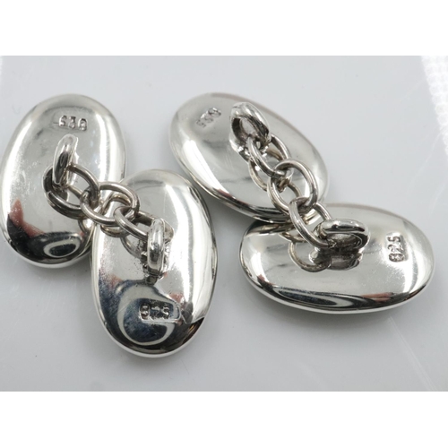 33 - 925 silver green enamelled oval cufflinks. UK P&P Group 0 (£6+VAT for the first lot and £1+VAT for s... 