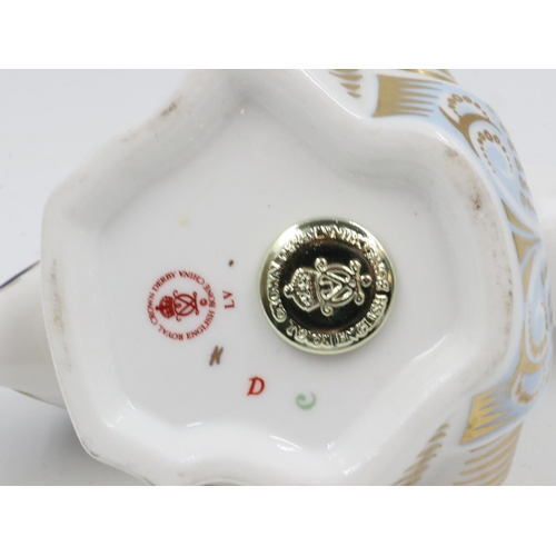 252 - Royal Crown Derby dolphin paperweight with gold stopper, no cracks or chips. UK P&P Group 2 (£20+VAT... 